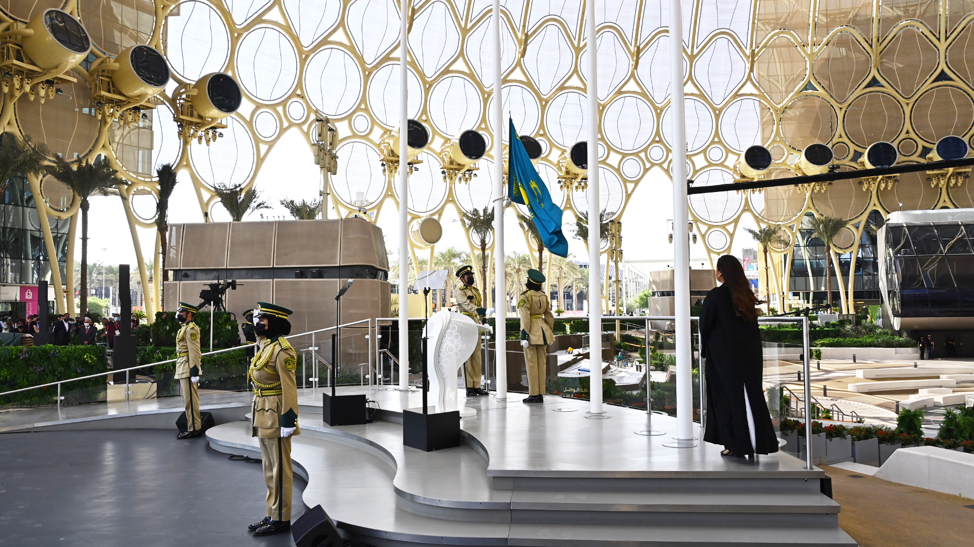 «EXPO 2020 Dubai» көрмесінде Қазақстанның ұлттық туы көтерілді