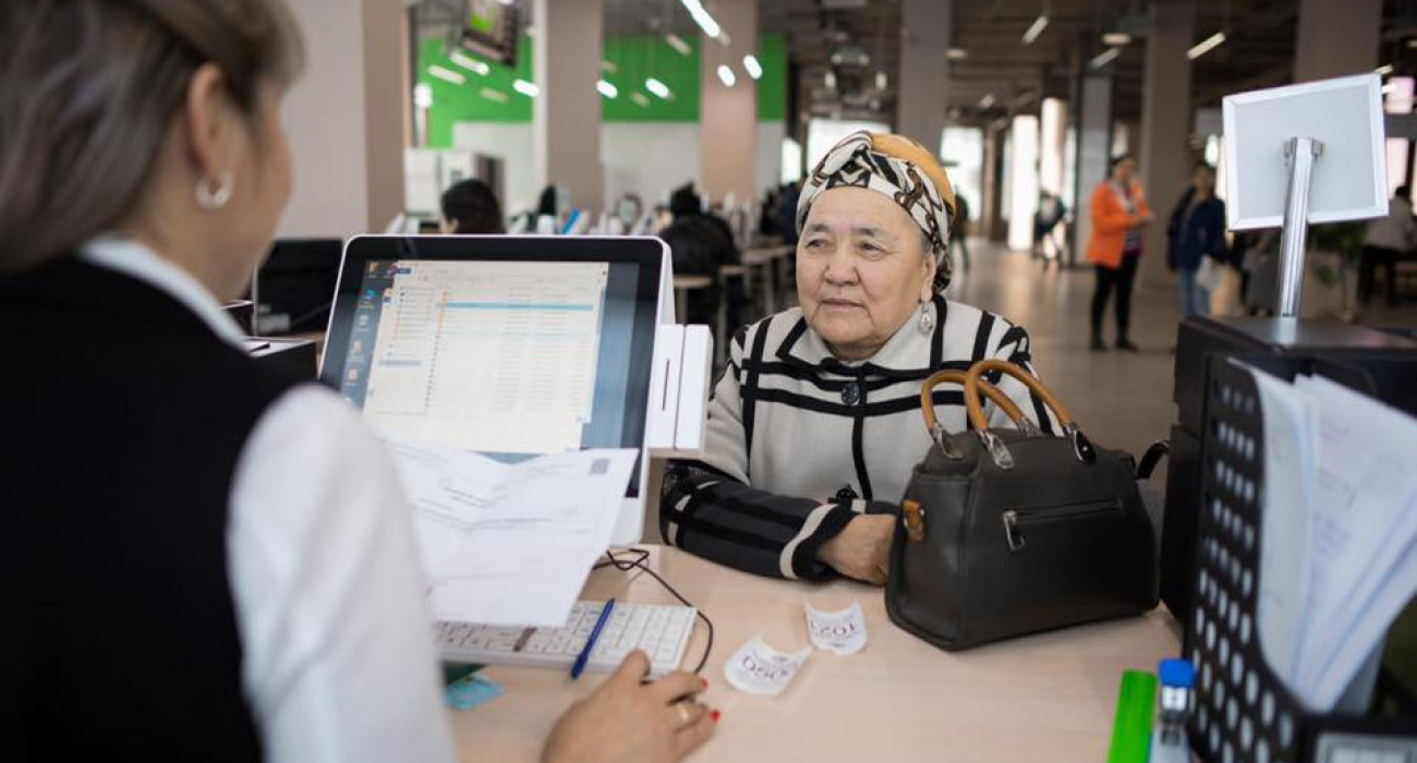 Үлкен кеуде және шығыңқы емізік және секс