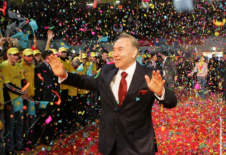 Тұңғыш Президент Нұрсұлтан Назарбаев