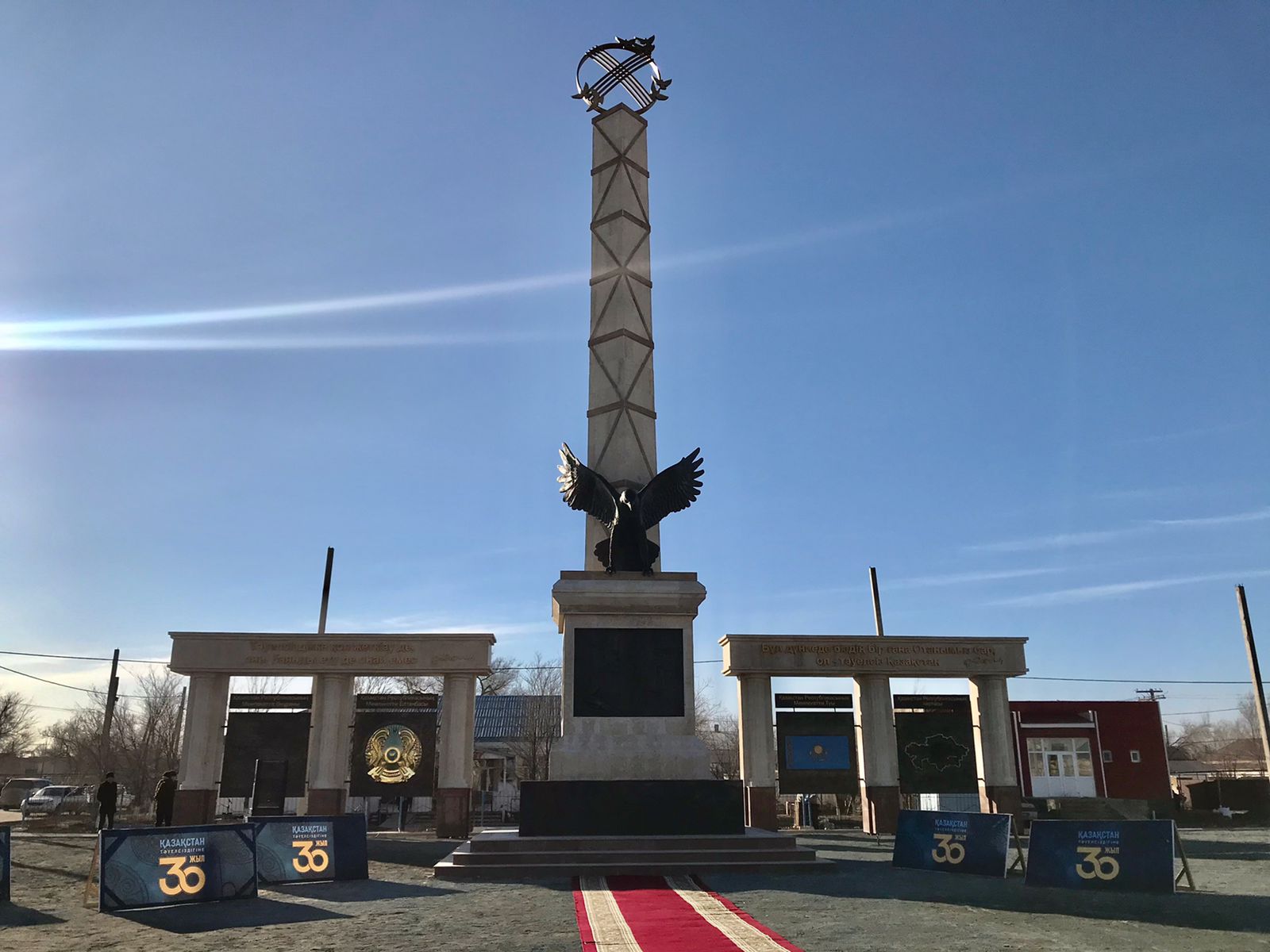 Атырау облысында Тәуелсіздік монументі ашылды