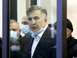 Саакашвили Тбилисидегі сот процесінде Украинаның әнұранын шырқады