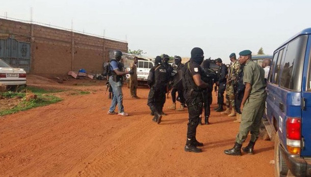 Франция Малидегі әскери операциясын тоқтатты