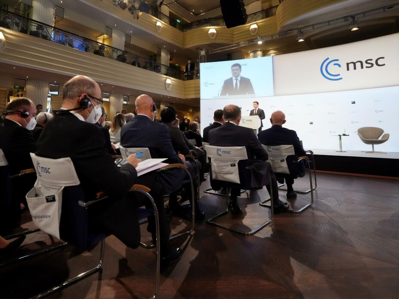 Конференцияға қатысқан жоқ