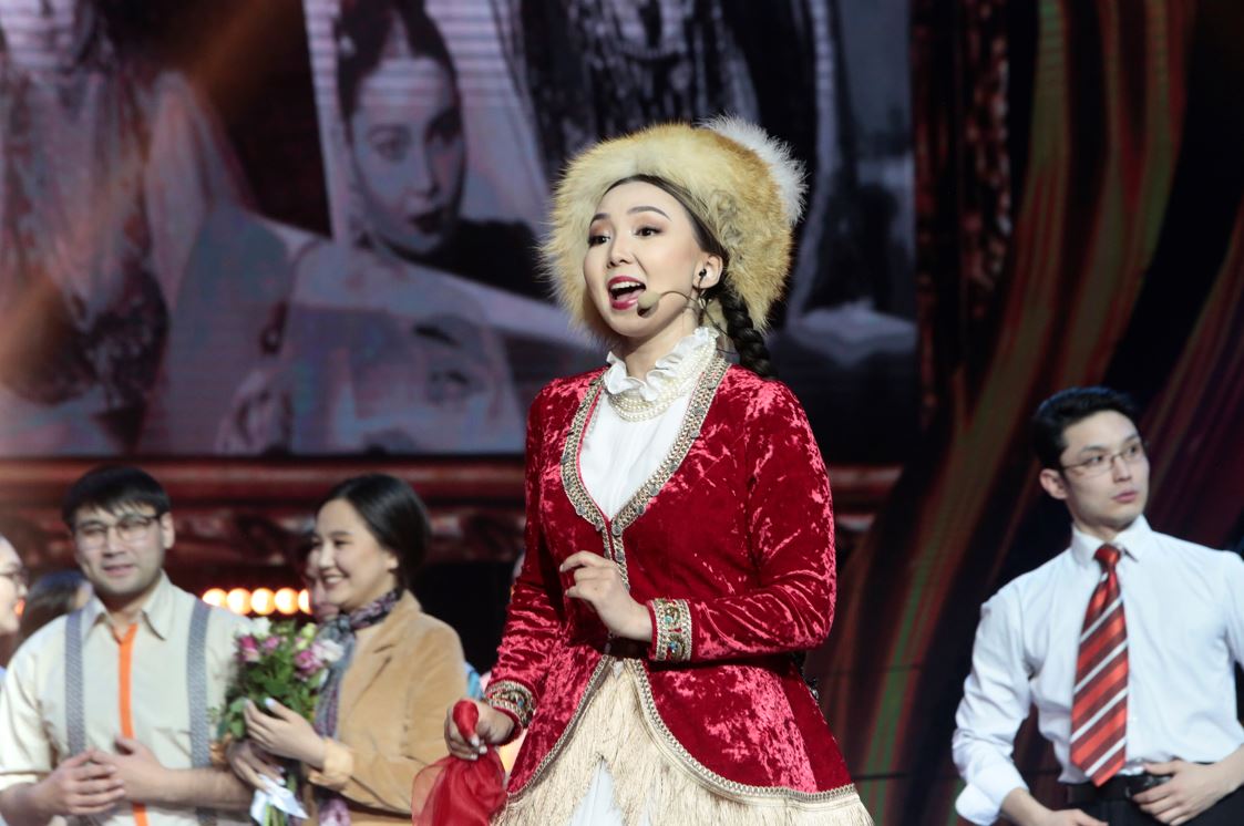 Алаштың аяулы әншісі