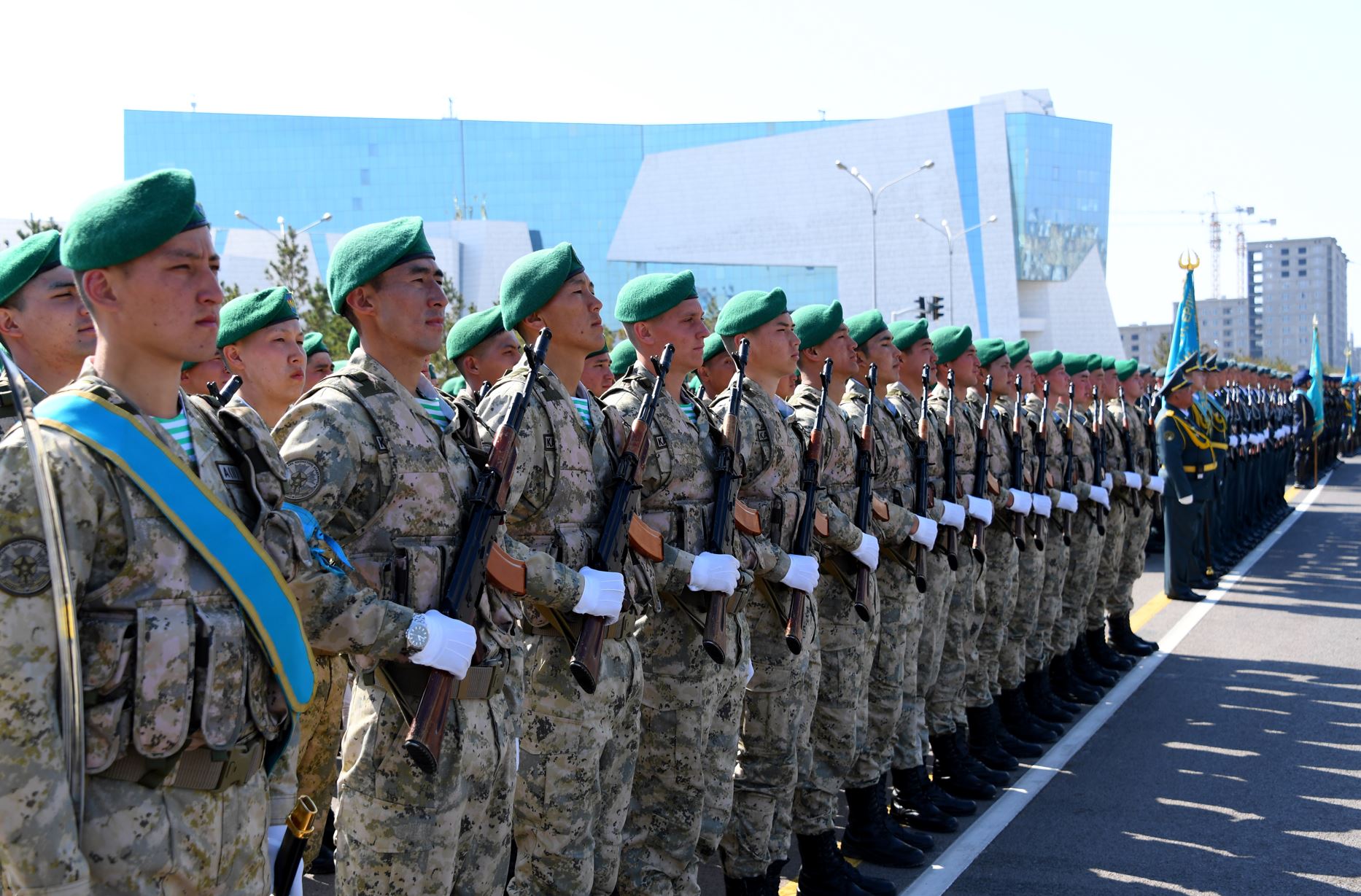 Отанды қорғау абыройлы міндет емес пе?!