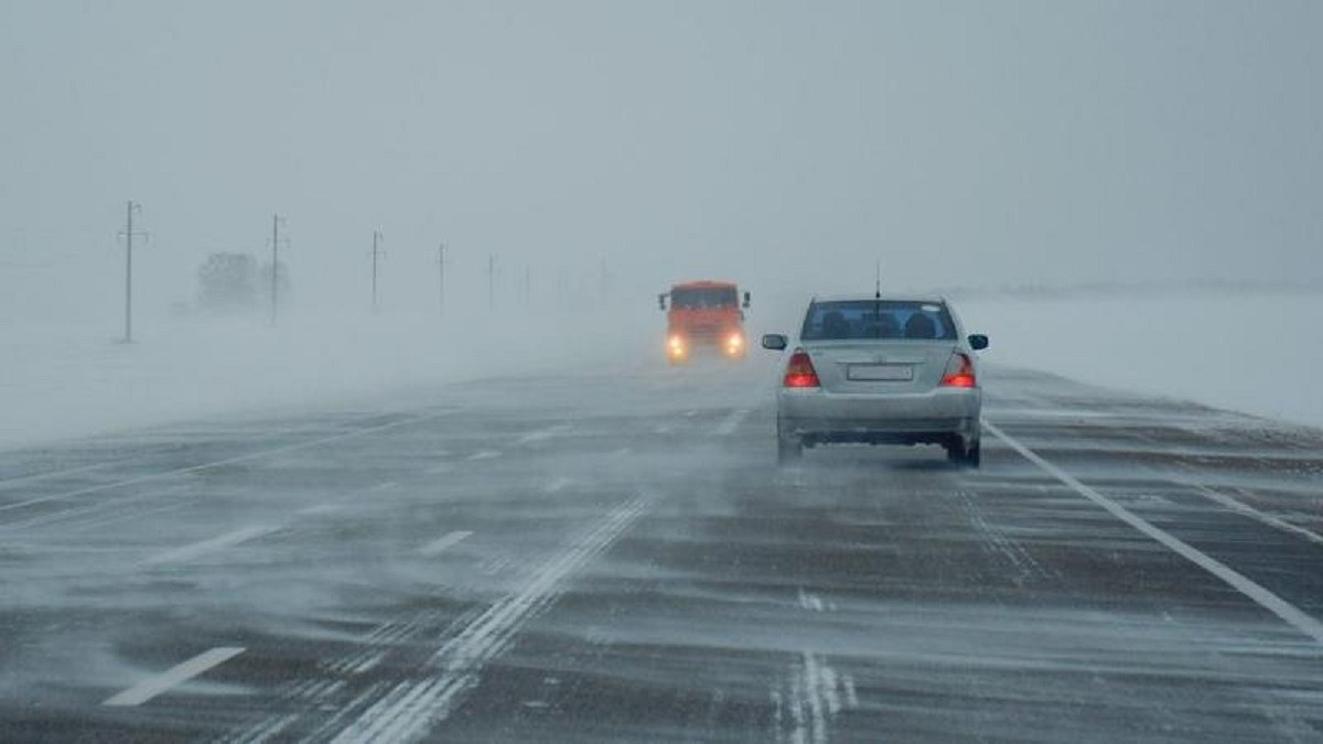 Бірнеше өңірде республикалық маңызы бар жолдар жабылды