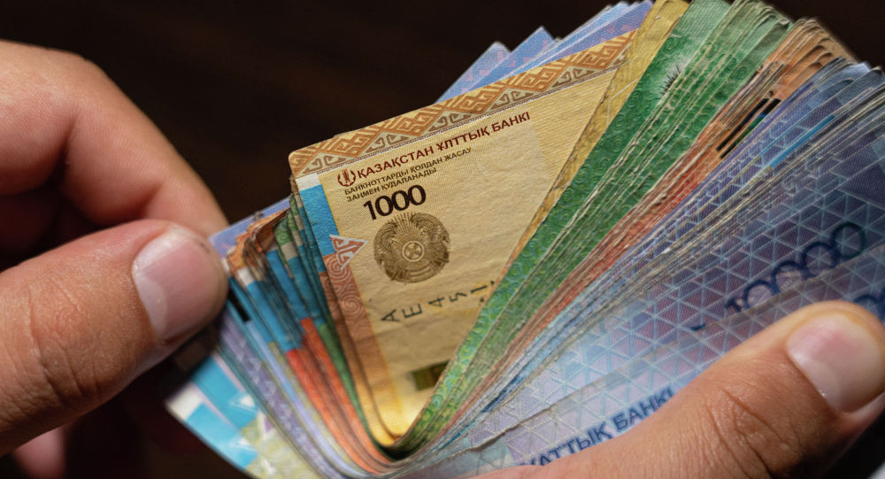 Бір күртенің бағасы – 1 670 143 теңге!