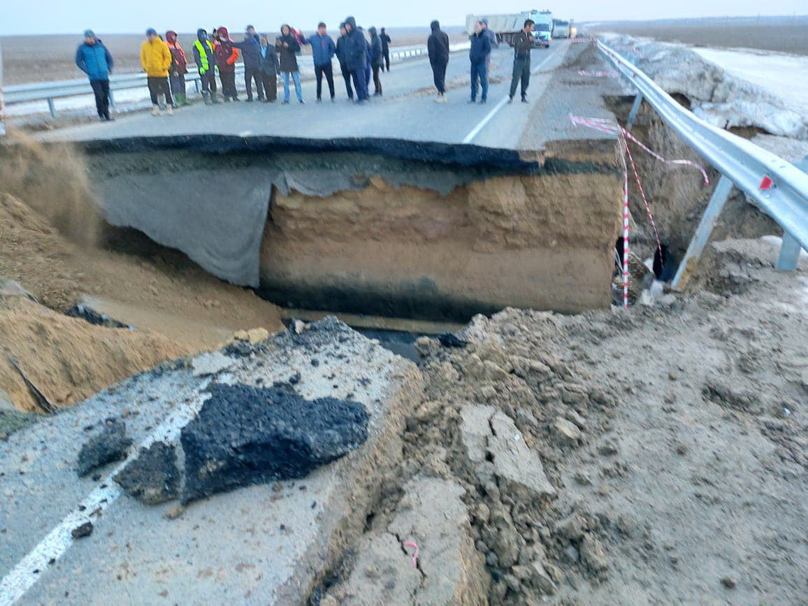 Еріген қар суы елдің есін шығарды