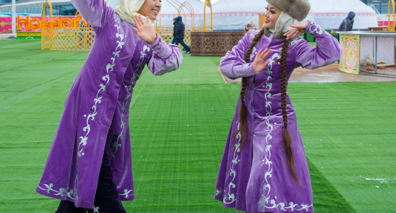 Орыс алаяқтық секс видео