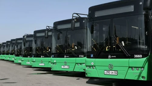 Алматының қоғамдық көлік паркі газбен жүретін 105 автобуспен толықты