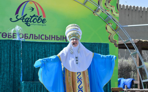 Алтын аймақ Ақтөбеден – Ер түріктің бесігі Түркістанға