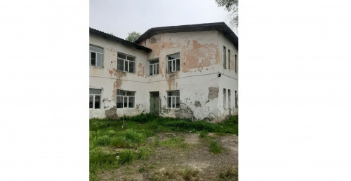 Ақын атындағы мектеп аянышты күйде