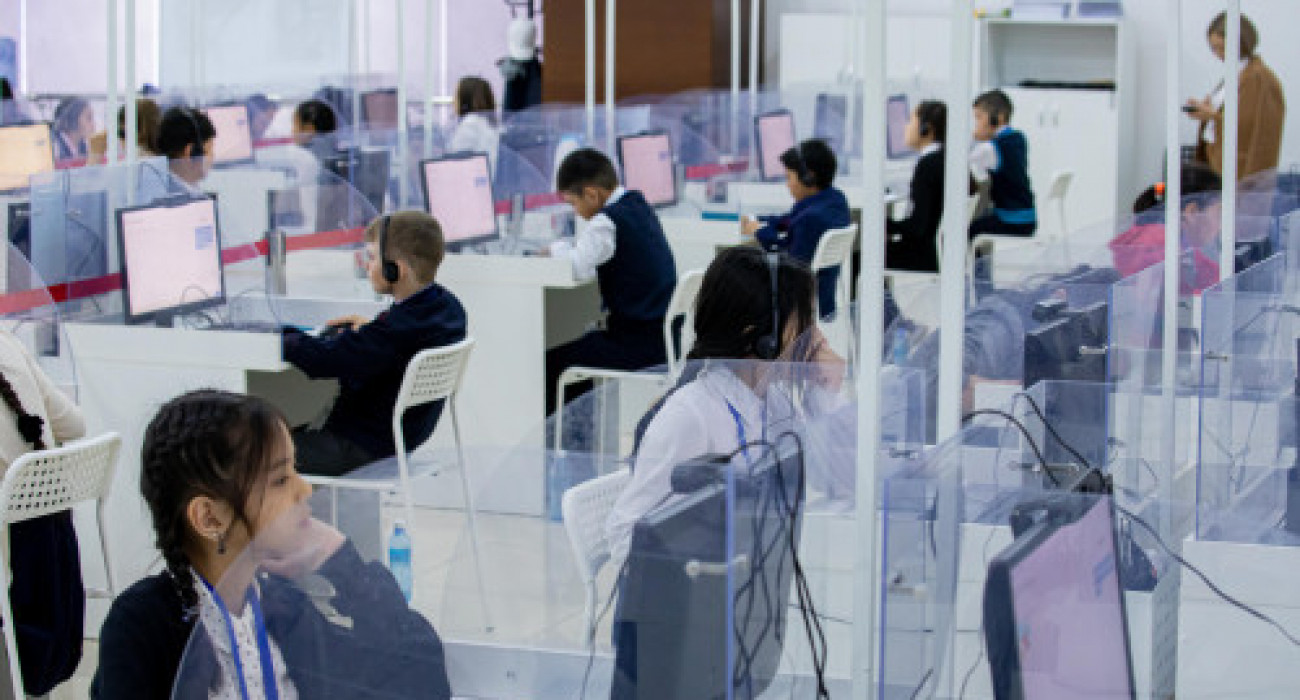 Түкті письки бар кеуделі семіз әйелдердің фотосуреттері