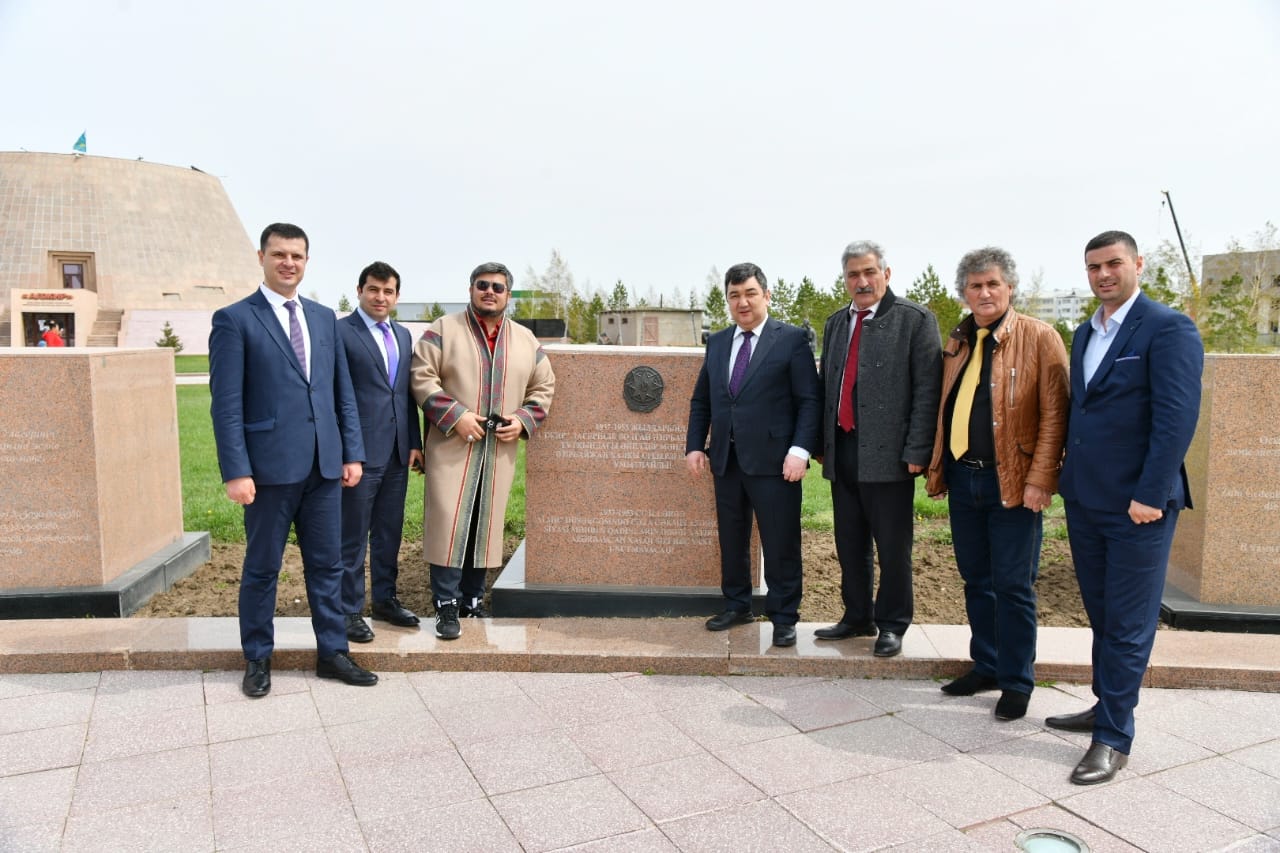 Әзербайжан ақыны ұлықталды