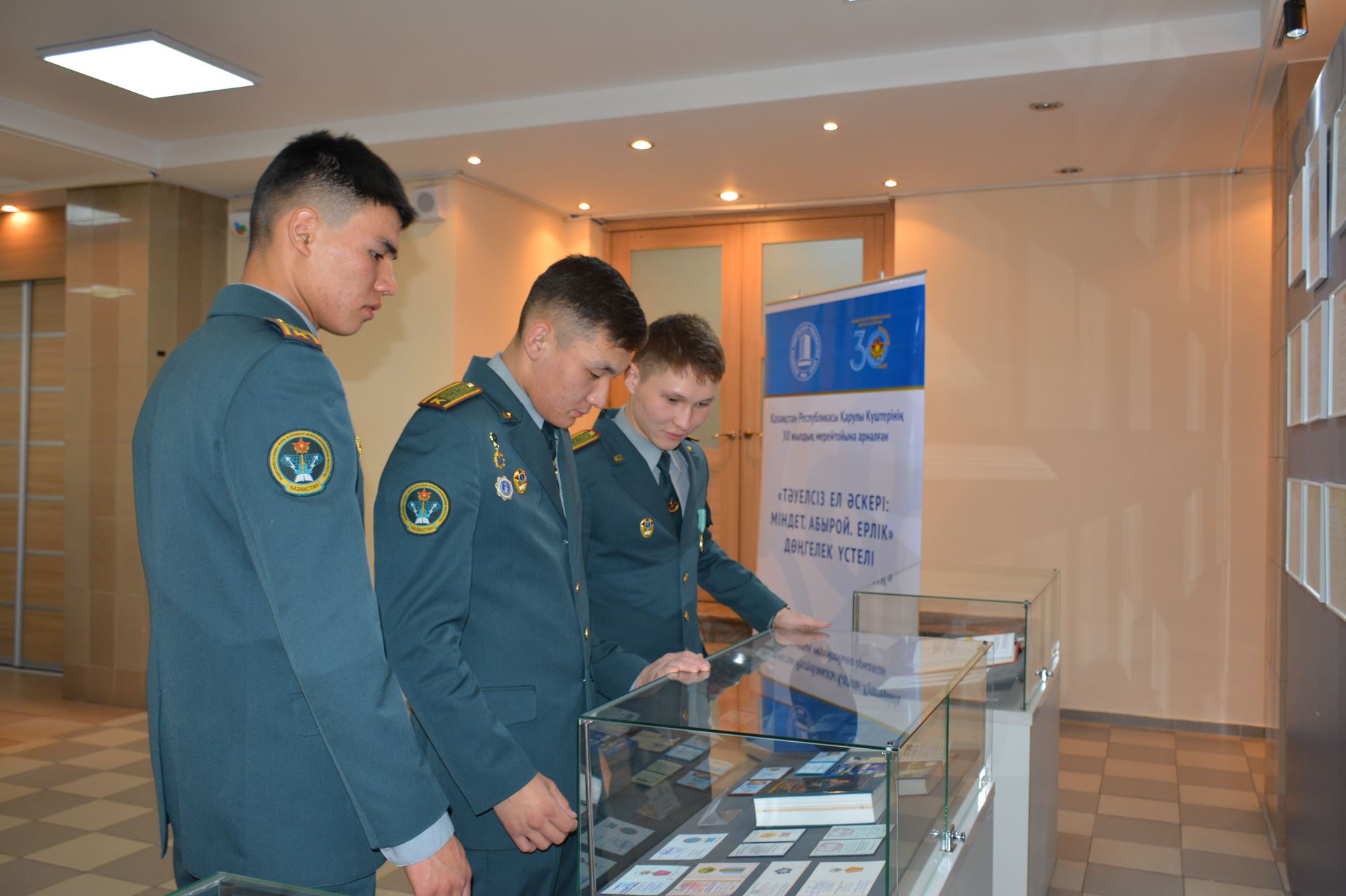 Тәуелсіз ел әскерінің тарихы