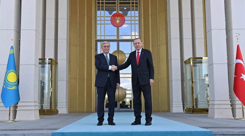 Түркия Президенті Қасым-Жомарт Тоқаевты ресми түрде қарсы алды