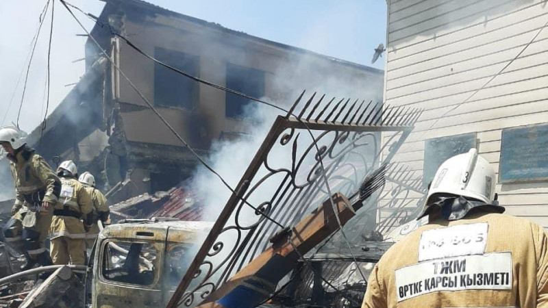 Перзентхана маңындағы жарылыс