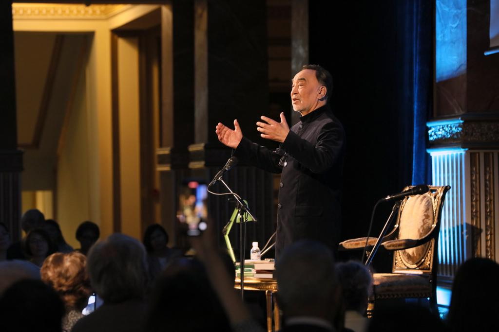 Мәні зор моноопера