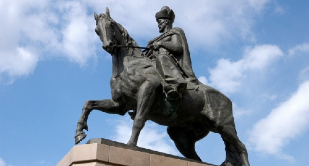 Жалаңаш Күренай Сенсей