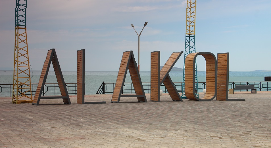 HD форматында лесбиянкалық порно фильмдерді онлайн көріңіз