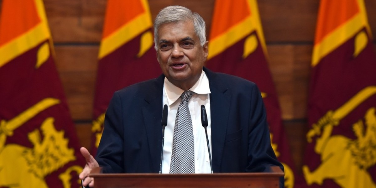 Шри-Ланканың жаңадан сайланған президенті ант қабылдады