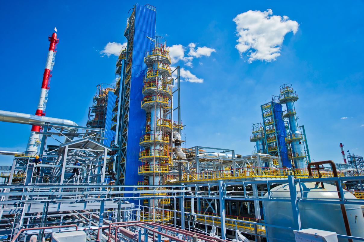 Атырау мұнай өңдеу зауыты жұмысын тоқтатты