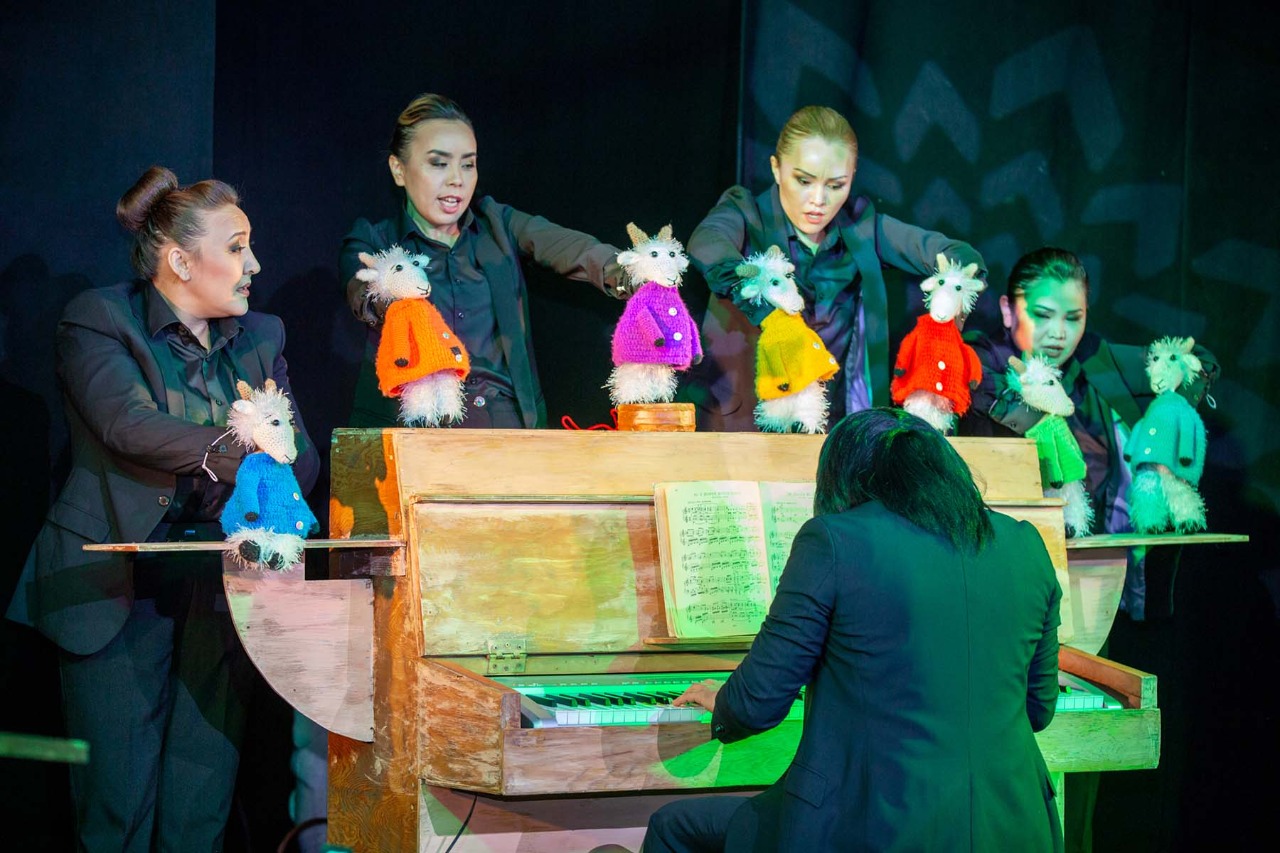 Қуыршақтар қуаныш сыйлайды