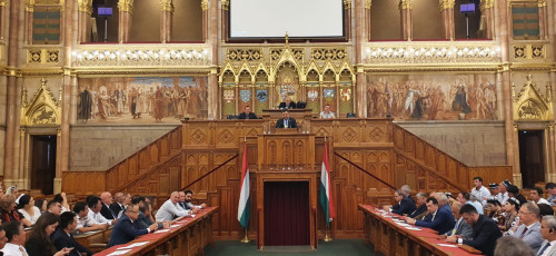 Дархан Қыдырәлі Мажарстан Парламентінің арнайы сессиясына қатысты