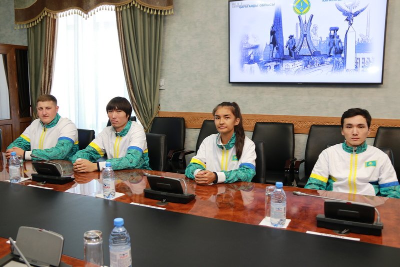 Жүлдегерлердің жүзі жарқын