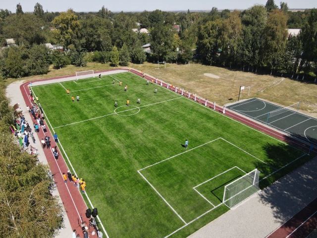 Спорт күніне стадион сыйлады