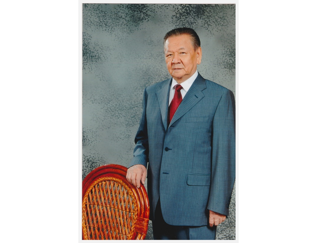 Аспаннан түспеген адам