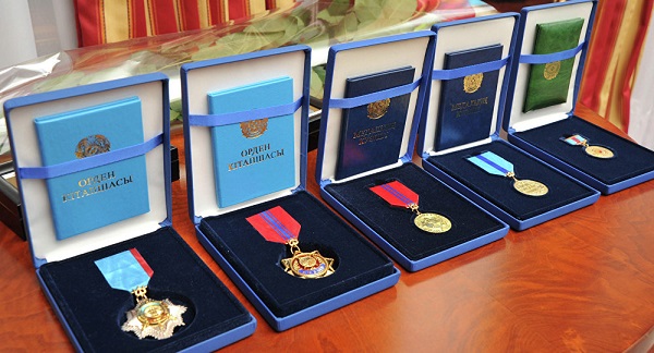 Моральдық ынталандырудың әдемі әдісі