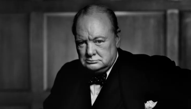 Черчилльдің ең танымал фотосының бірі жоғалып кетті