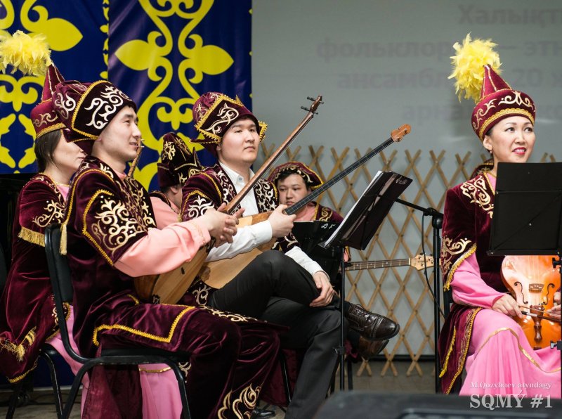 Ғасыр үнін жеткізген