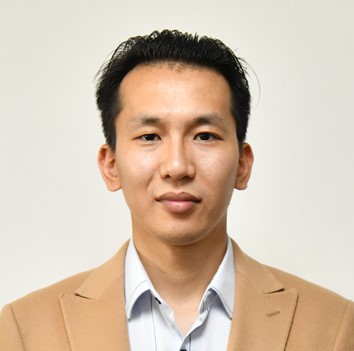 «Әсіреқамқорлық» баяны