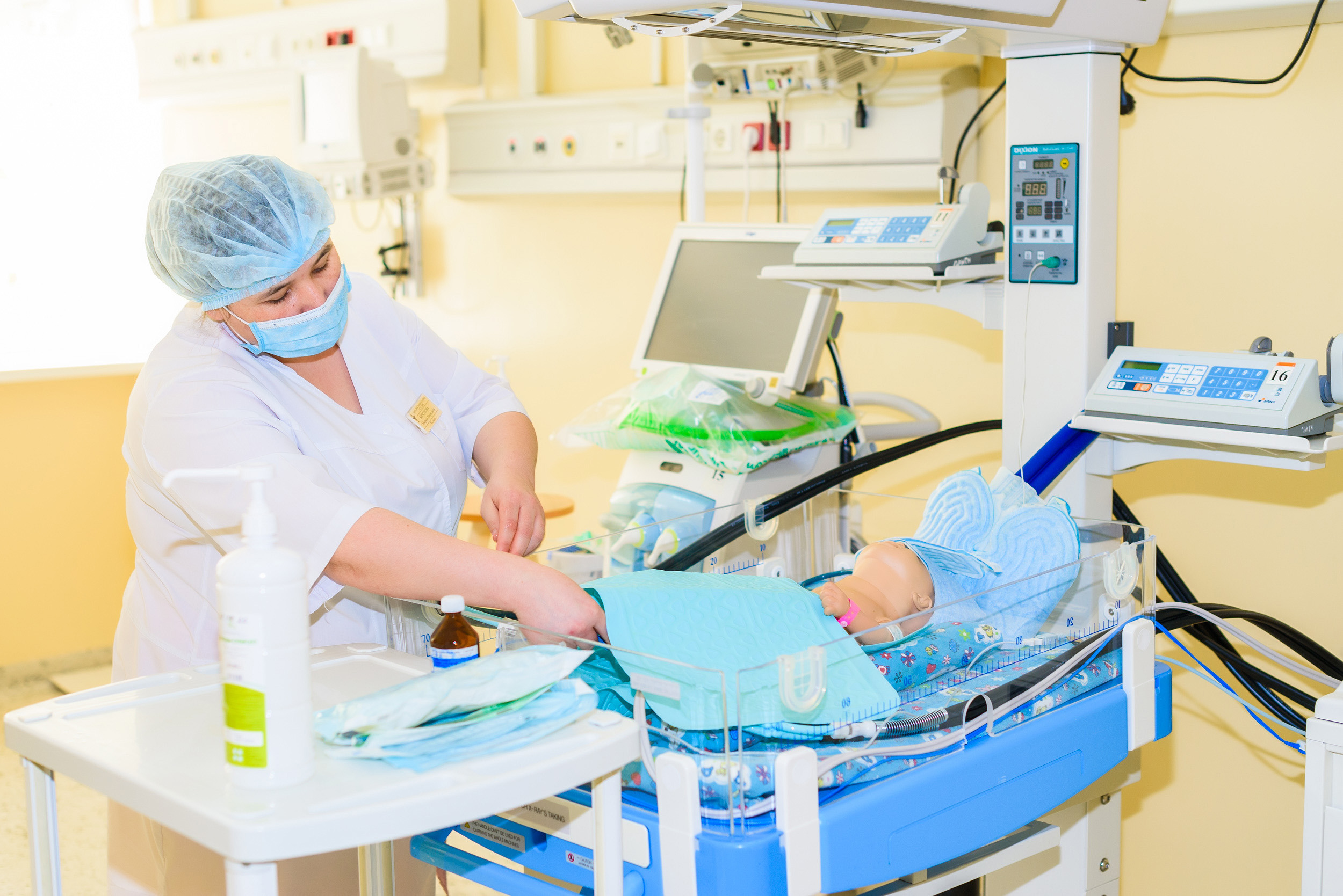 22 нәрестенің өмірін сақтап қалды