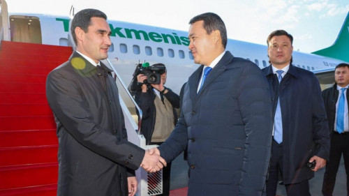 Түрікменстан президенті Қазақстанға келді