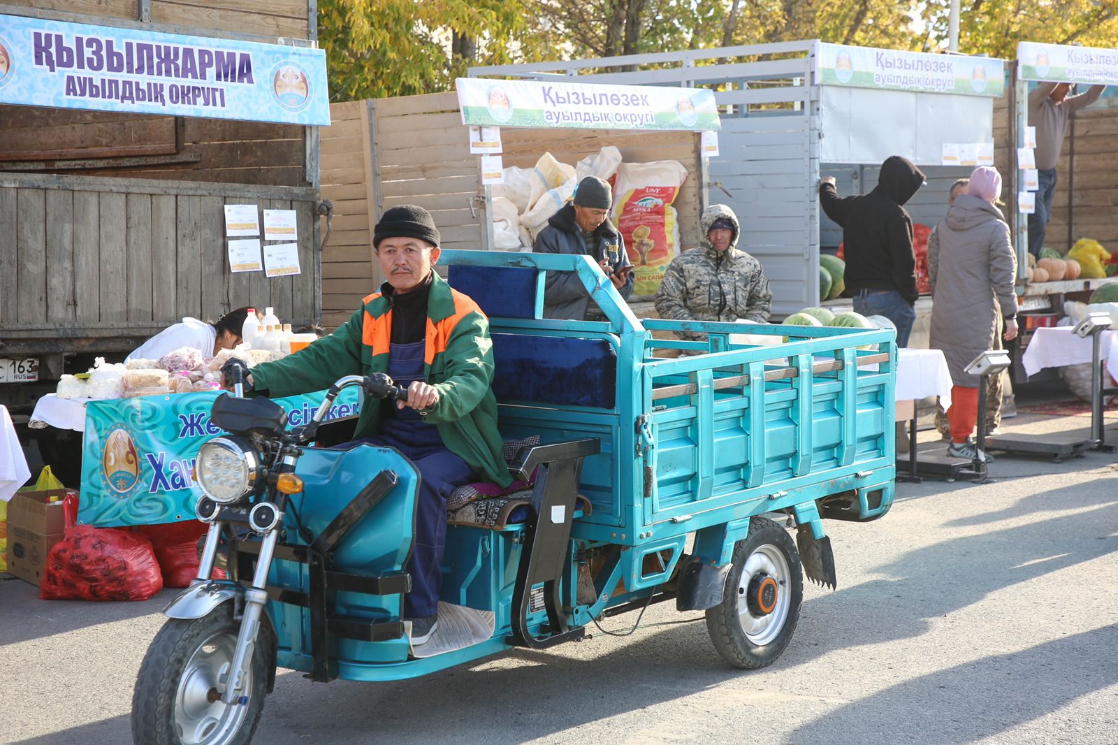 Сырдағы еңбек мерекесі