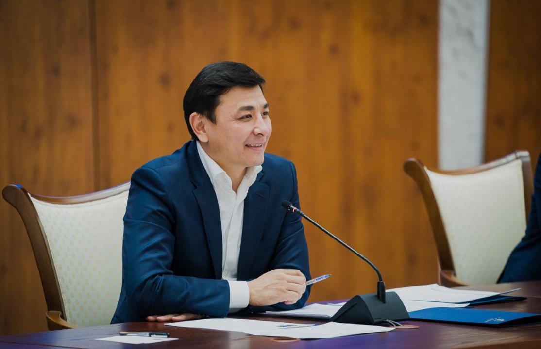 Астана әкімі жастармен және спорт өкілдерімен кездесті