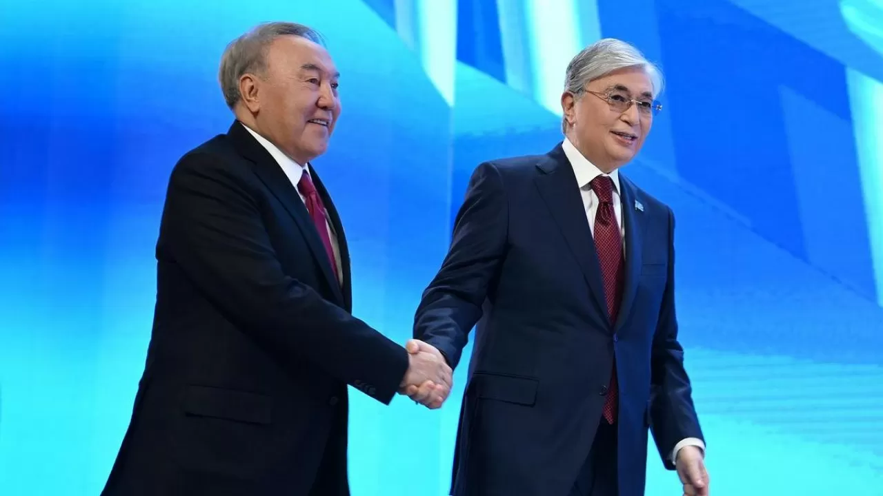 Беделіңіздің айшықты айғағы: Назарбаев Тоқаевты құттықтады