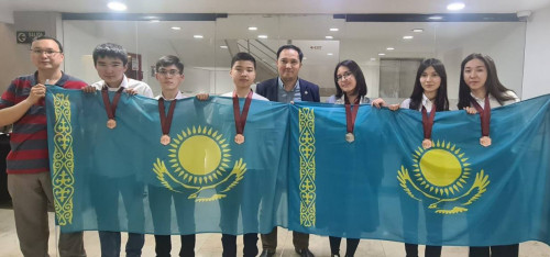 Қазақстандық оқушылар халықаралық олимпиадада 6 медаль иеленді