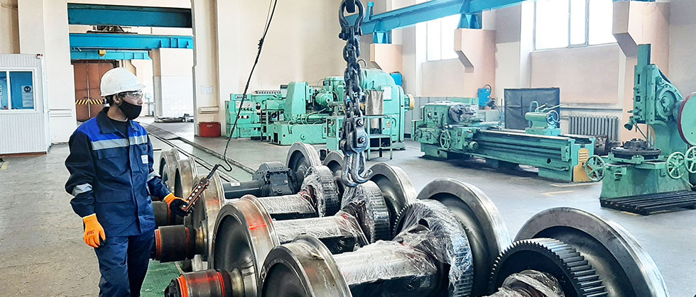 Деподағы дау: жұмысшылар талабы