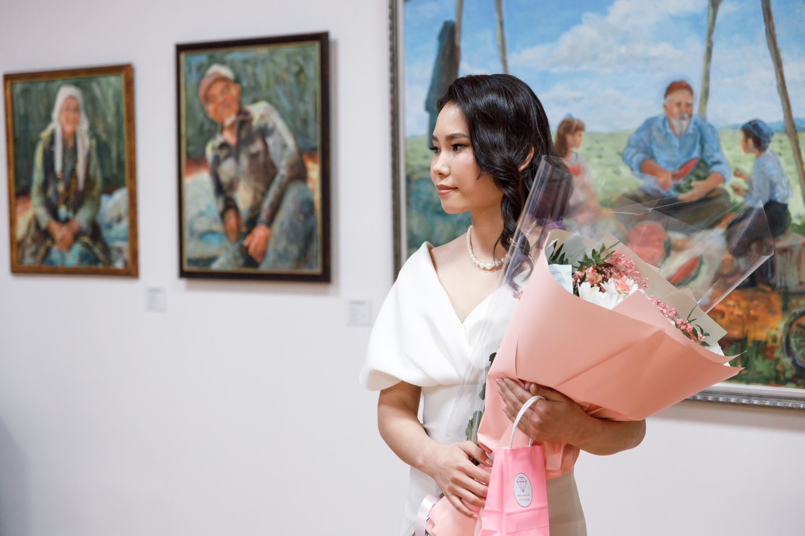 Сағыныш сезімін тербеткен...