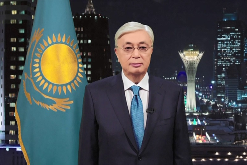 Мемлекет басшысы қазақстандықтарды Жаңа жылмен құттықтады