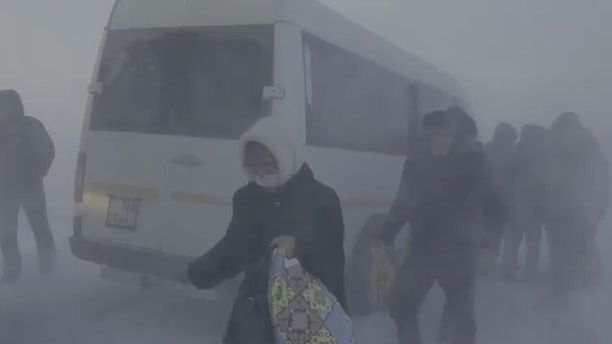 Ұлытау облысында жолаушылар мінген автобус жолда тұрып қалды