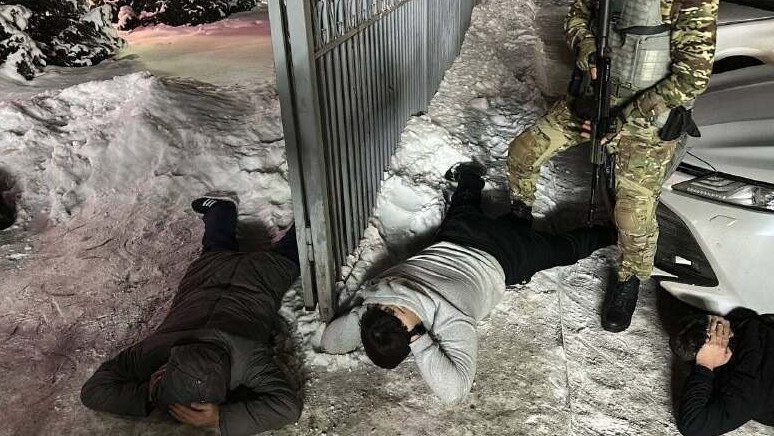 Алматы облысының полицейлері бопсалаушылар тобын ұстады