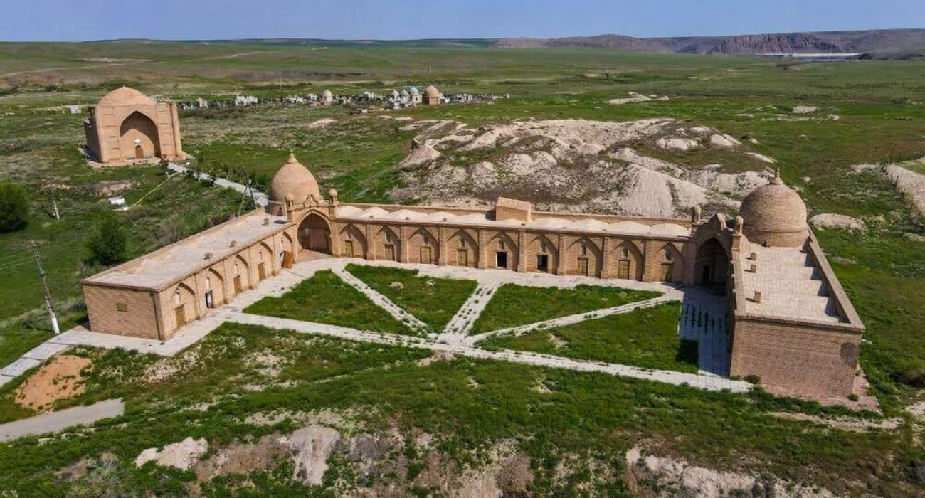 Ескі неміспен жыныстық қатынасты қараңыз