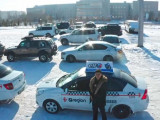 «Есірткісіз қала»: Астанада такси жүргізушілері флешмоб өткізді