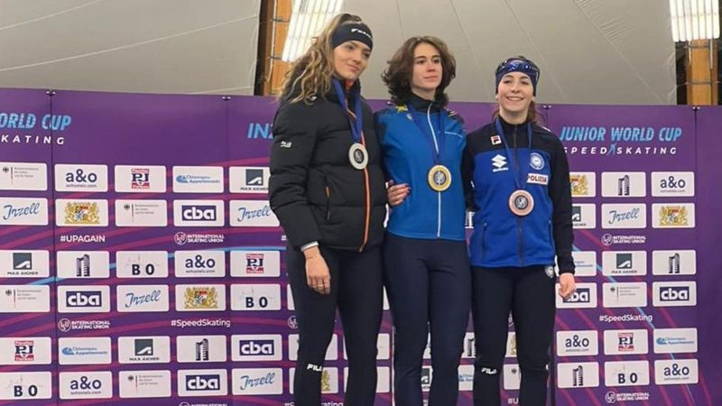 Алина Дауранова конькимен жүгіруден Әлем кубогінің алтын медалін жеңіп алды