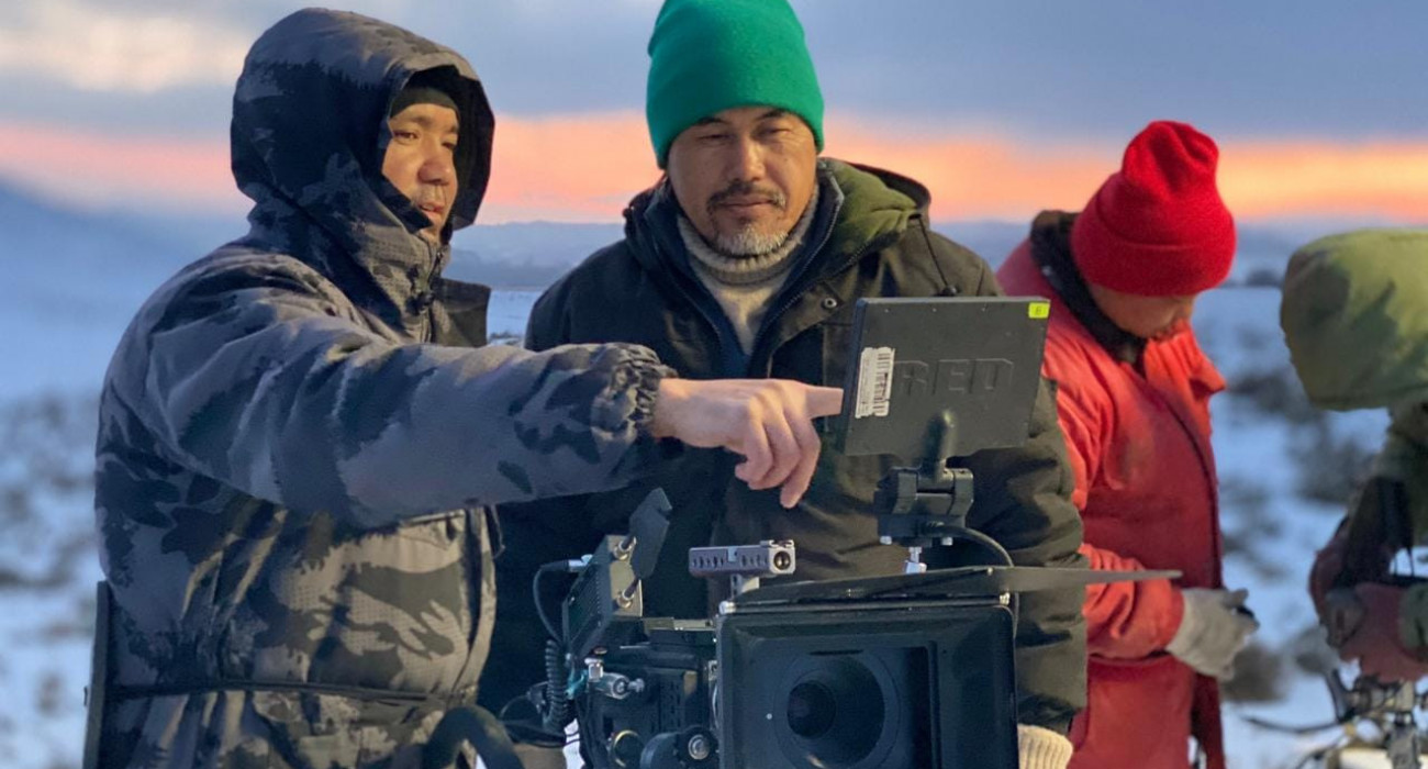 Мас қыздардың үйдегі порно видеосы